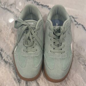 Reebok Mint Green Suede Low-Top Sneakers with Gum Sole. Size 8.  New no box